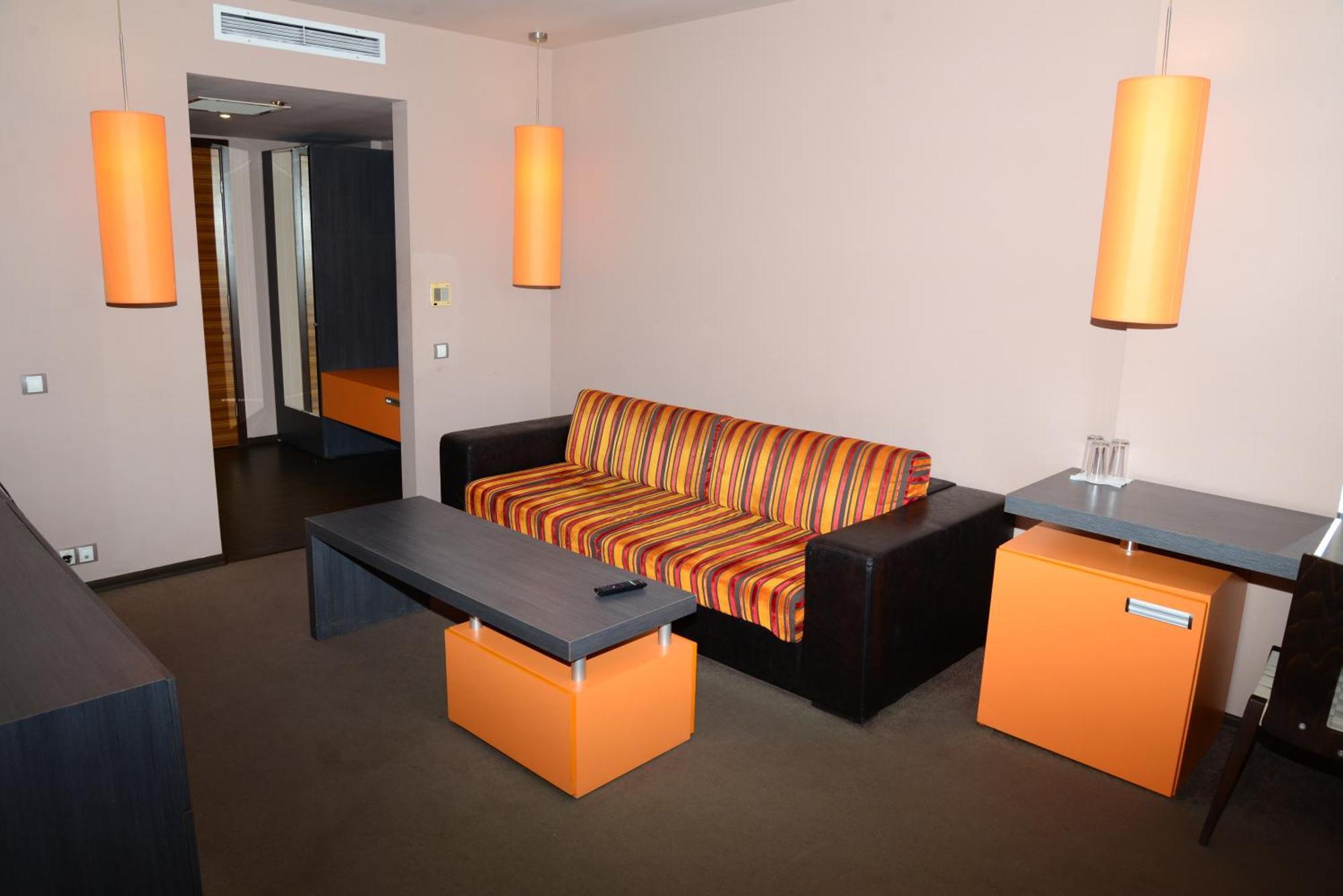 North Hotel 2*