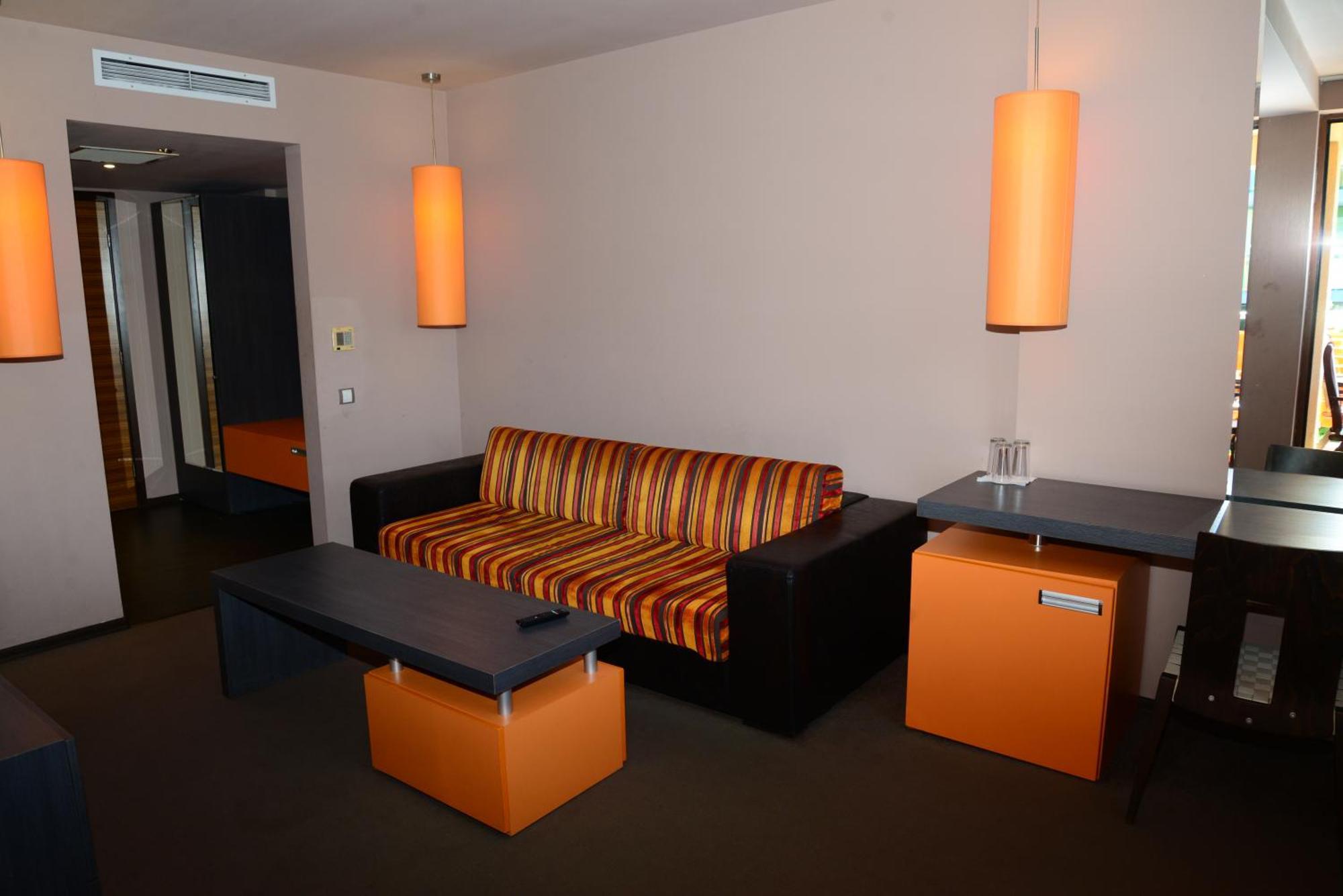 Hotel North 2*